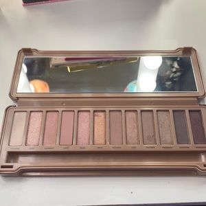 Urban decay naked 3